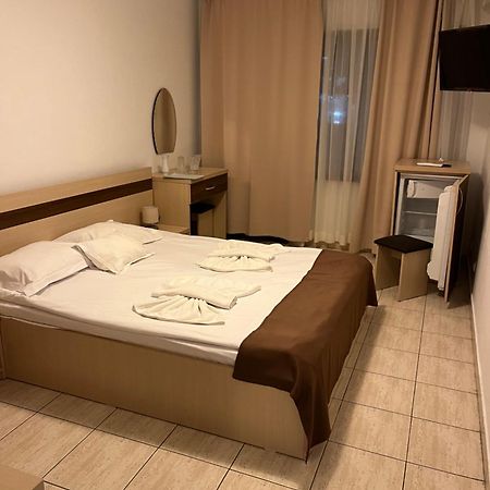 Hotel Selena Boutique Neptun Extérieur photo