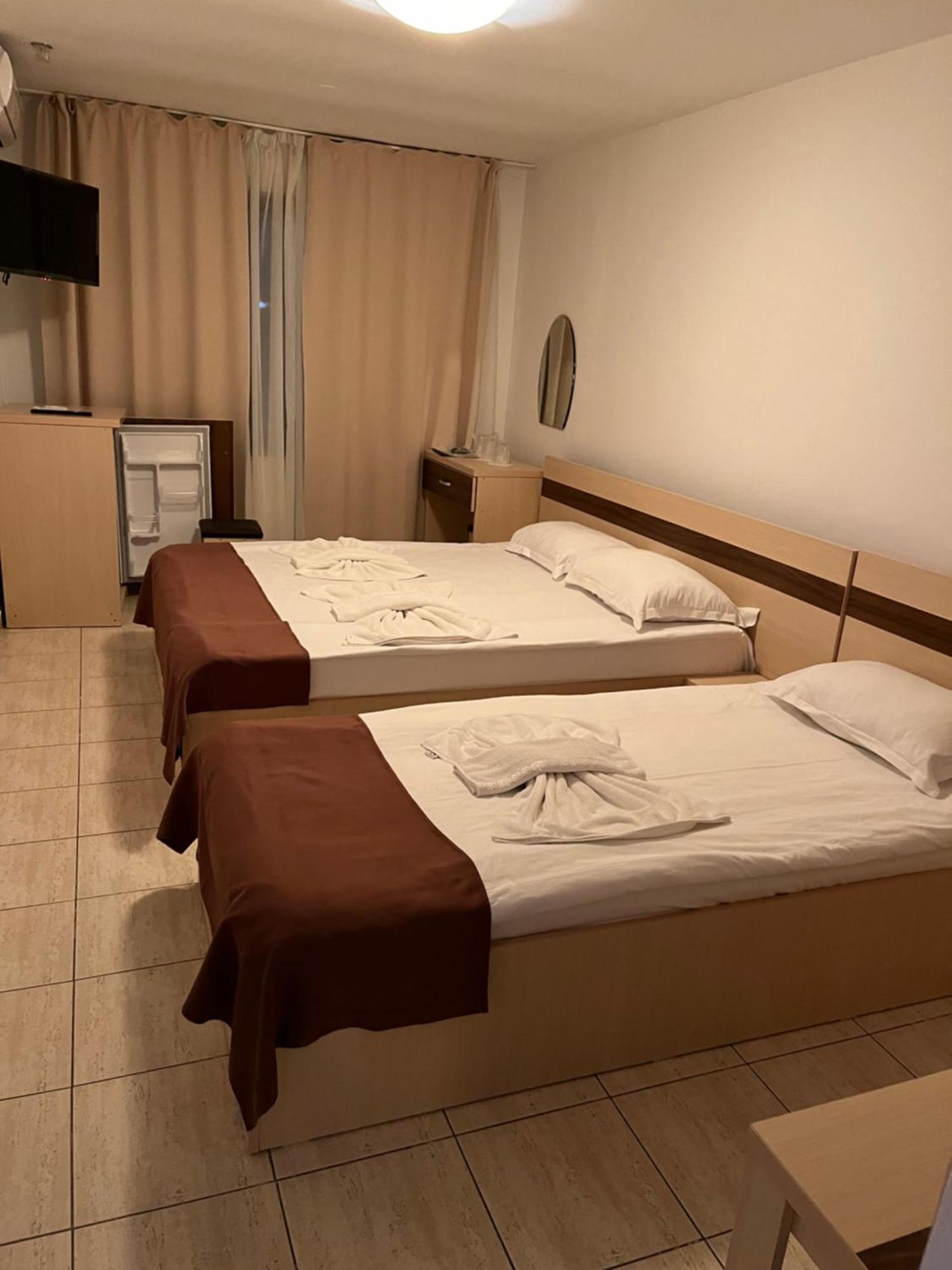 Hotel Selena Boutique Neptun Extérieur photo